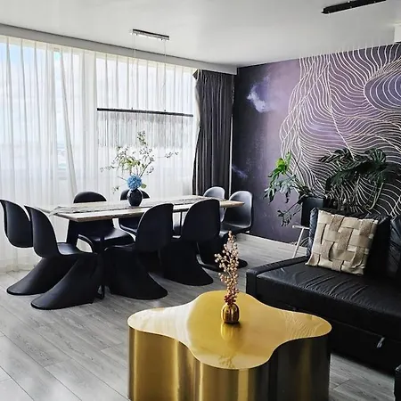 Big For 10p Parking Free Close Station Metro * Parigi